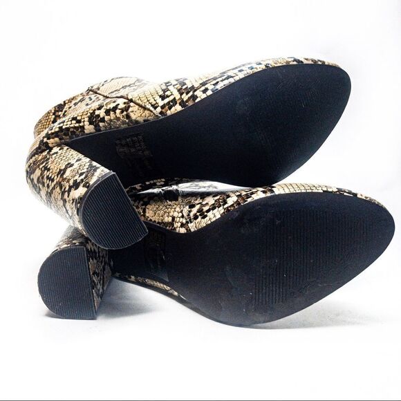 Breckelle’s Faux Snakeskin Ankle Booties Sz 8 - Picture 7 of 11